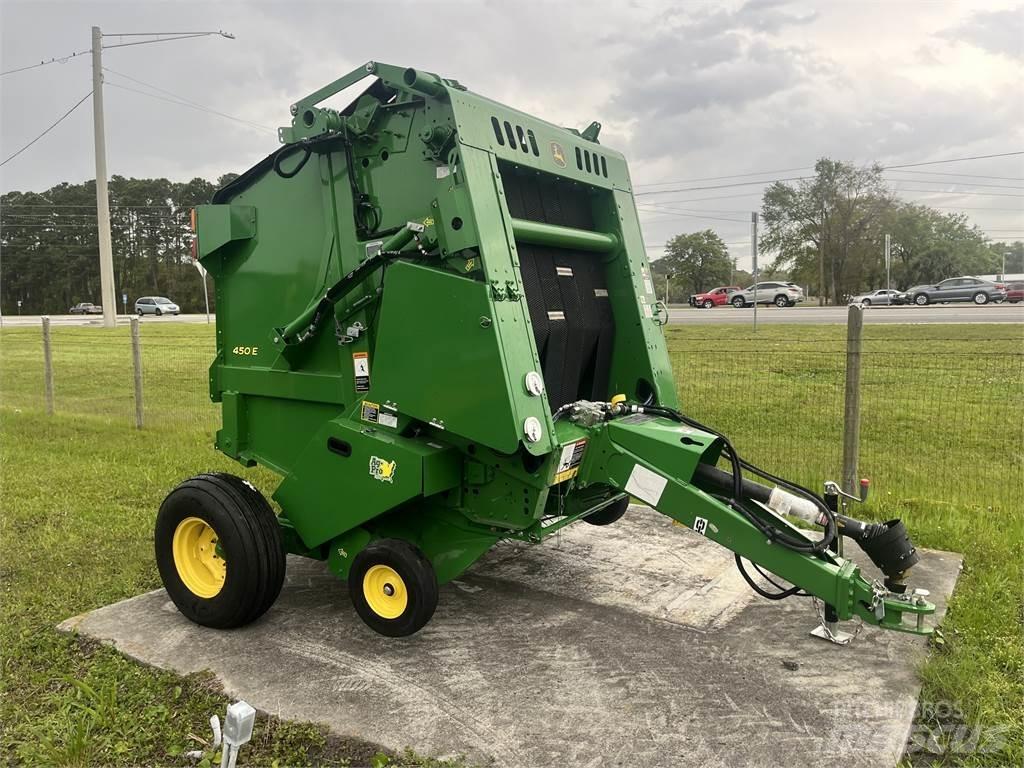 John Deere 450E Rituļu preses