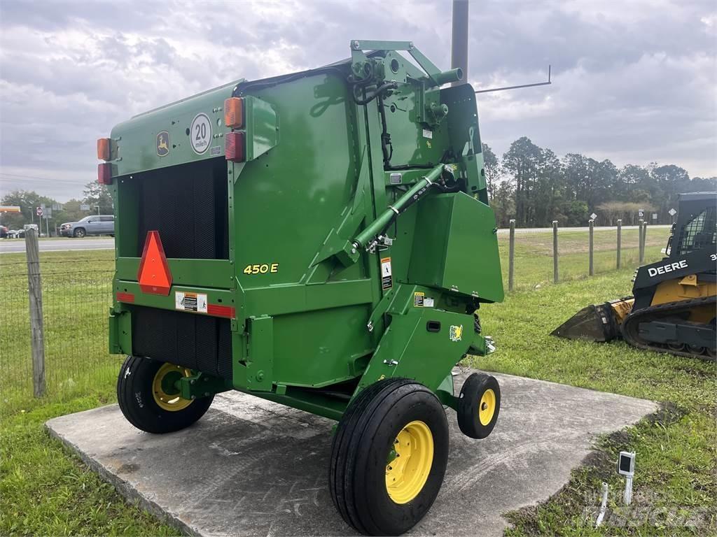 John Deere 450E Rituļu preses