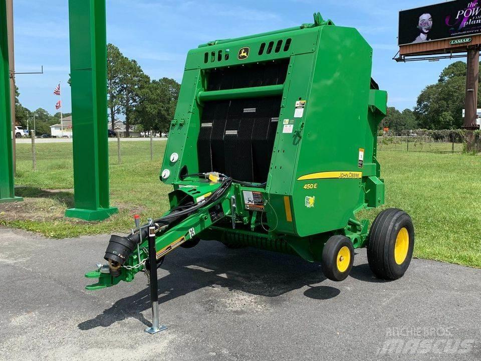 John Deere 450E Rituļu preses