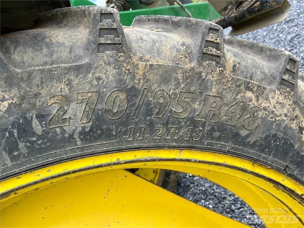 John Deere 4720 Piekabināmie smidzinātāji(miglotāji)