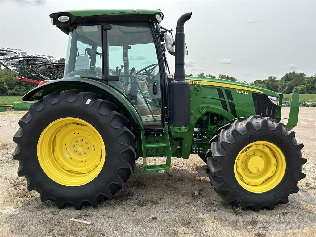 John Deere 5120M Traktori