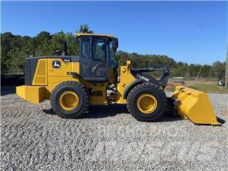 John Deere 544 G Iekrāvēji uz riteņiem