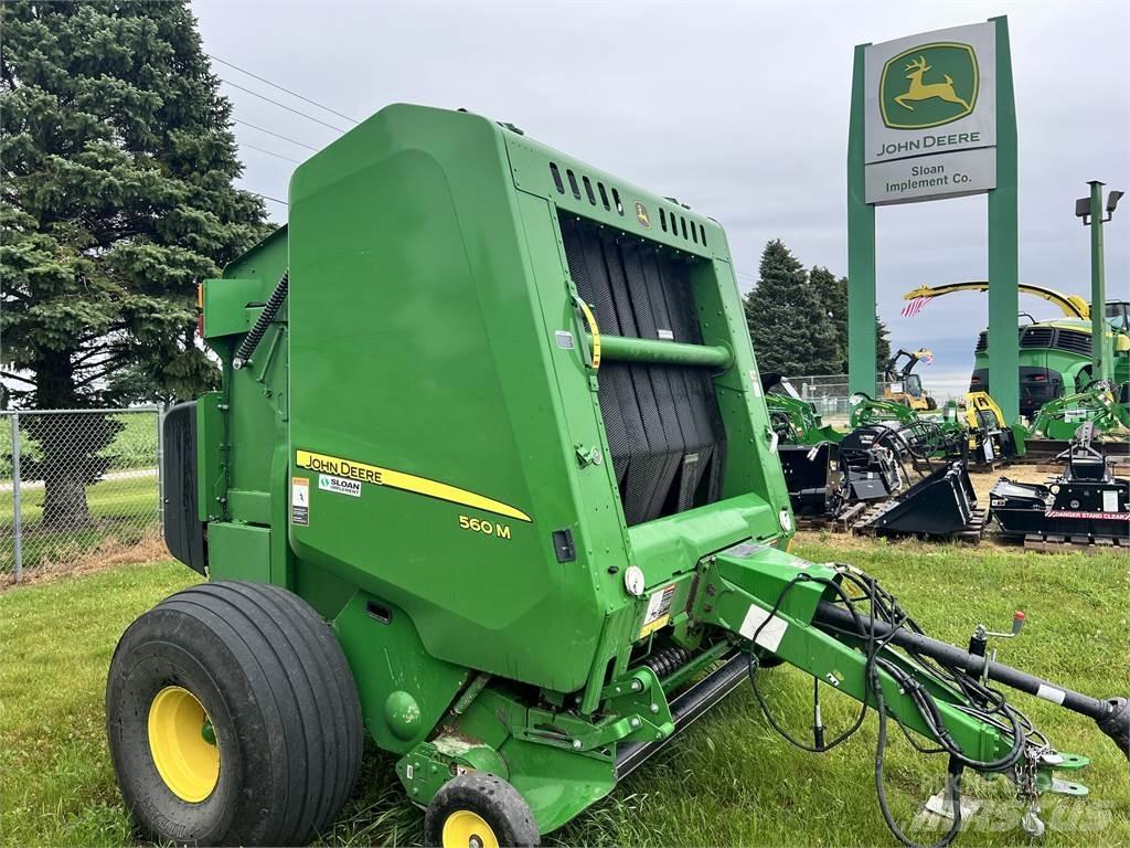 John Deere 560M Rituļu preses