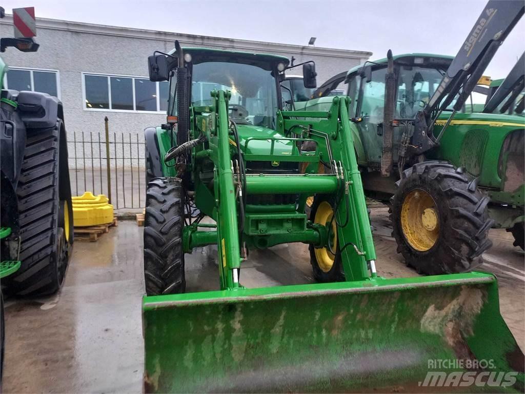 John Deere 5720 Traktori