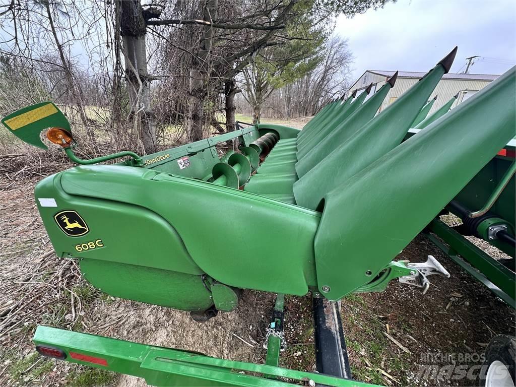 John Deere 608C Ražas novākšanas kombainu papildaprīkojums