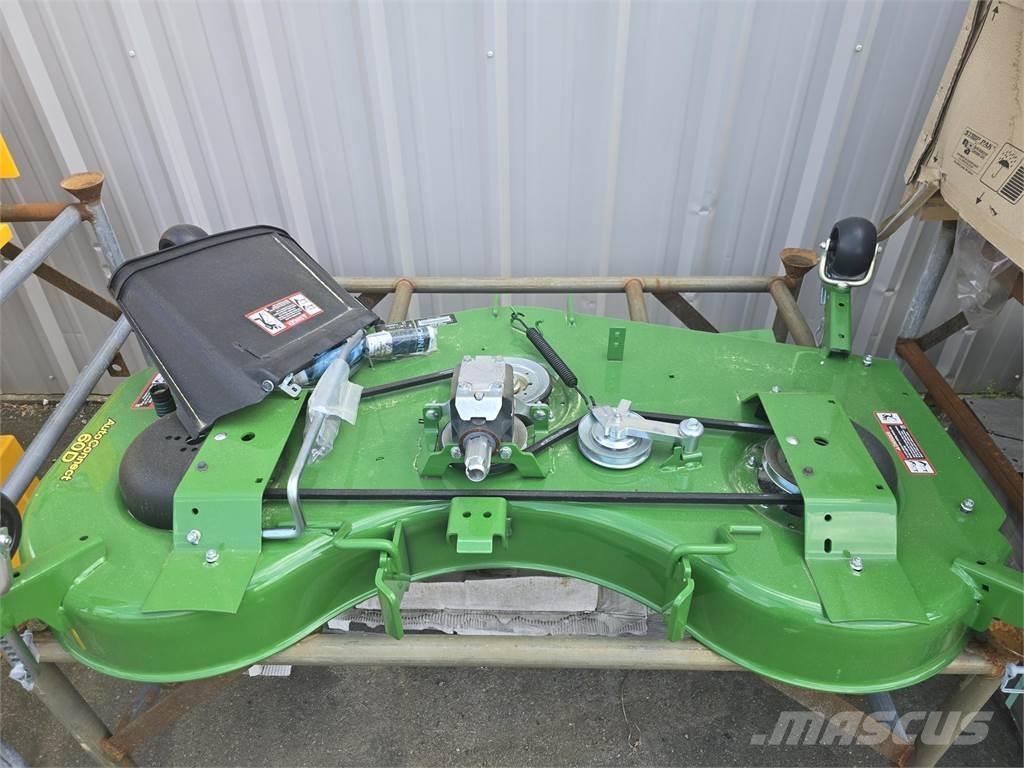 John Deere 60D Mauriņa traktors