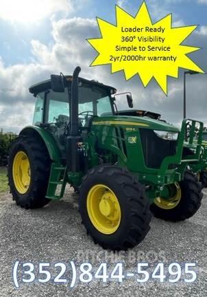 John Deere 6105E Kompaktie traktori