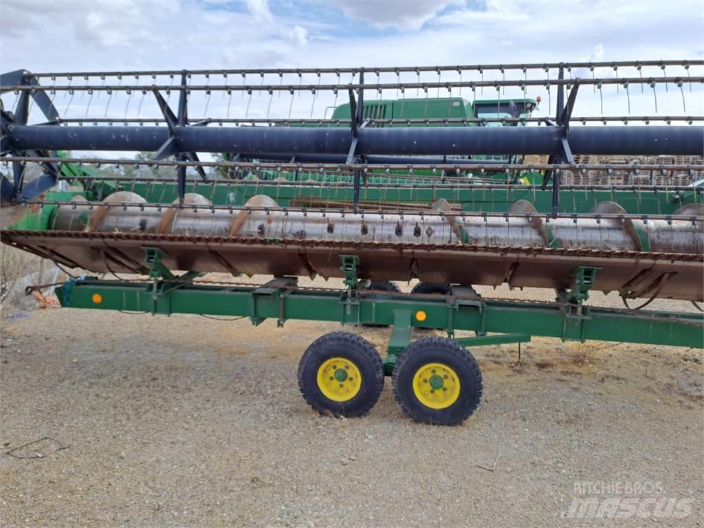 John Deere 620R Ražas novākšanas kombainu papildaprīkojums