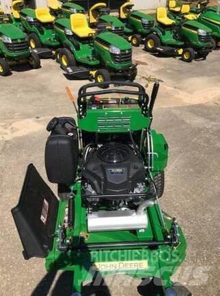 John Deere 636M Mauriņa traktors