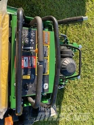 John Deere 636M Mauriņa traktors