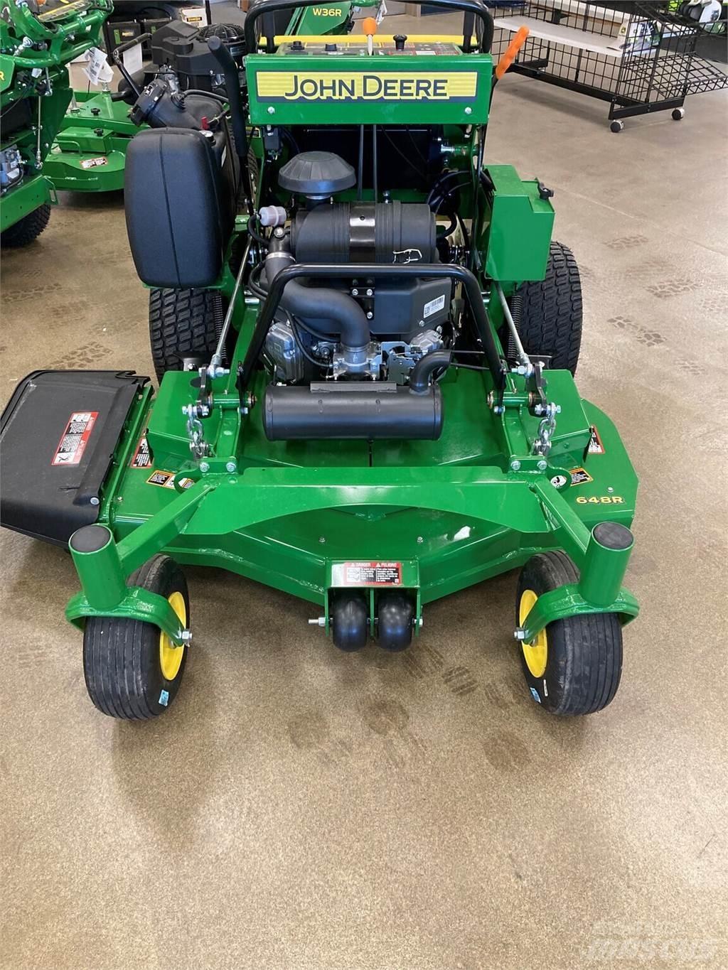John Deere 648R Mauriņa traktors