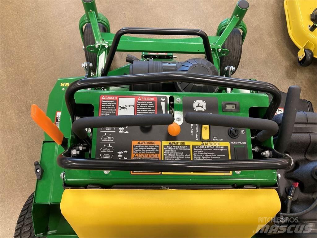 John Deere 648R Mauriņa traktors