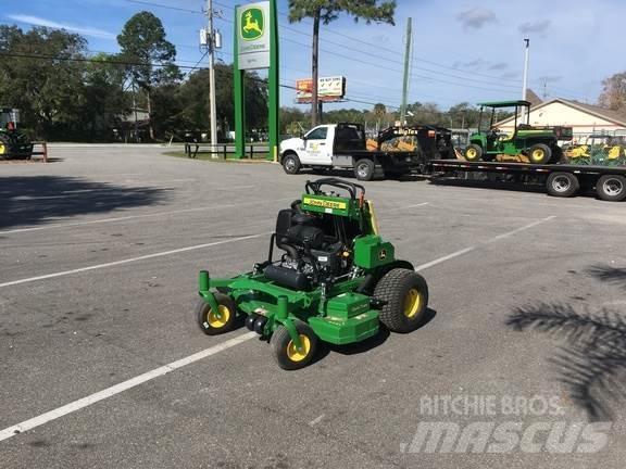 John Deere 648R Mauriņa traktors