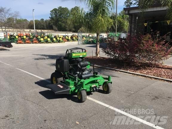 John Deere 648R Mauriņa traktors