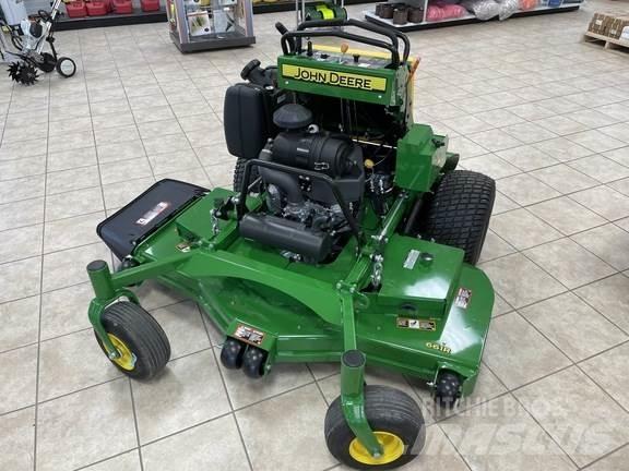 John Deere 661R Mauriņa traktors