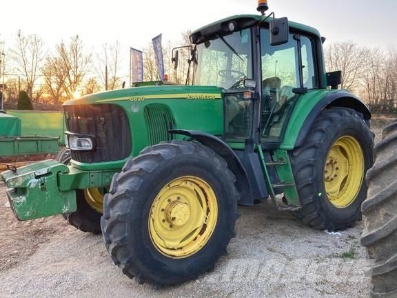 John Deere 6820 Traktori