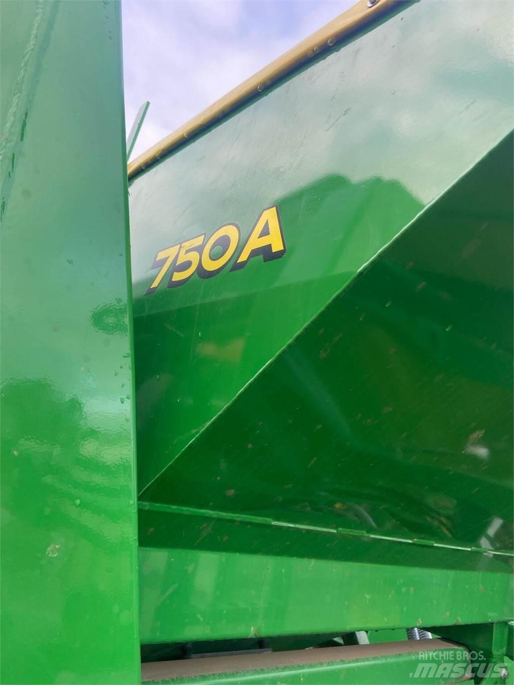 John Deere 750A Sējmašīnas