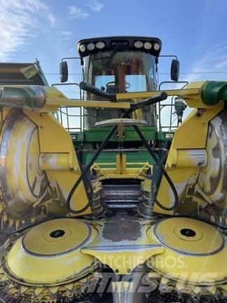 John Deere 7700 Zāles smalcinātāji