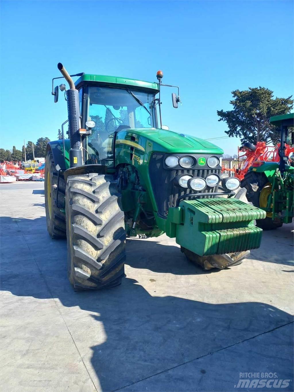 John Deere 7820 Traktori