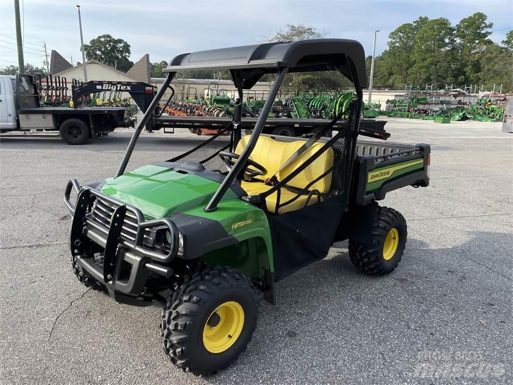John Deere 815E Komunālās mašīnas