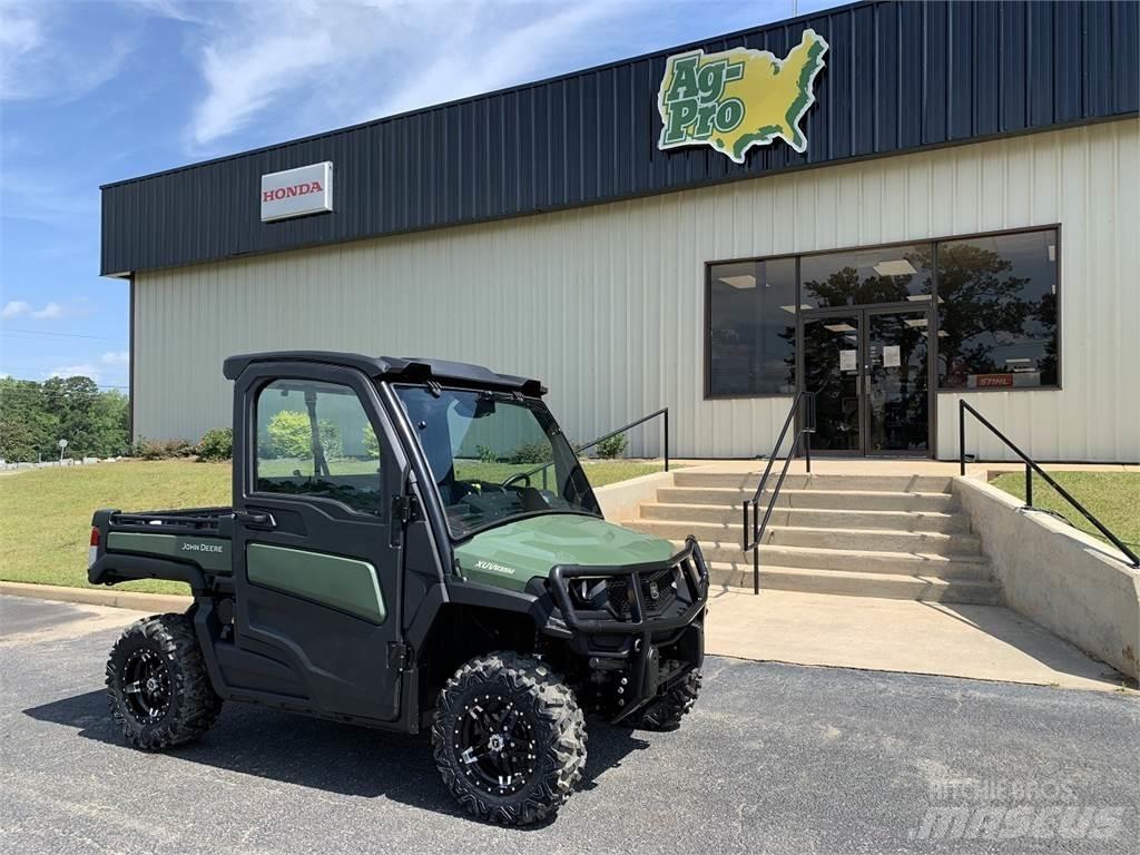 John Deere 835M Komunālās mašīnas