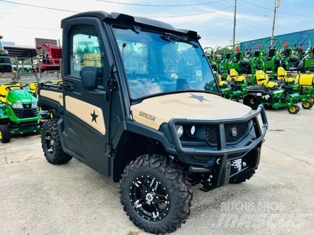 John Deere 835M Komunālās mašīnas