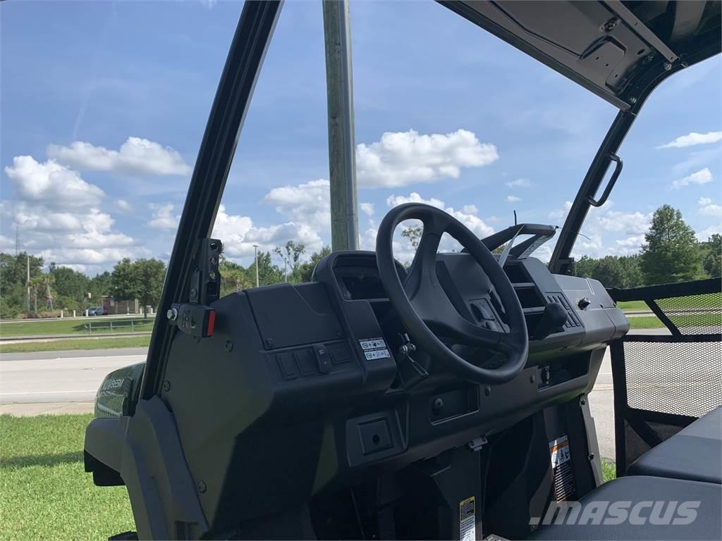 John Deere 865M Komunālās mašīnas