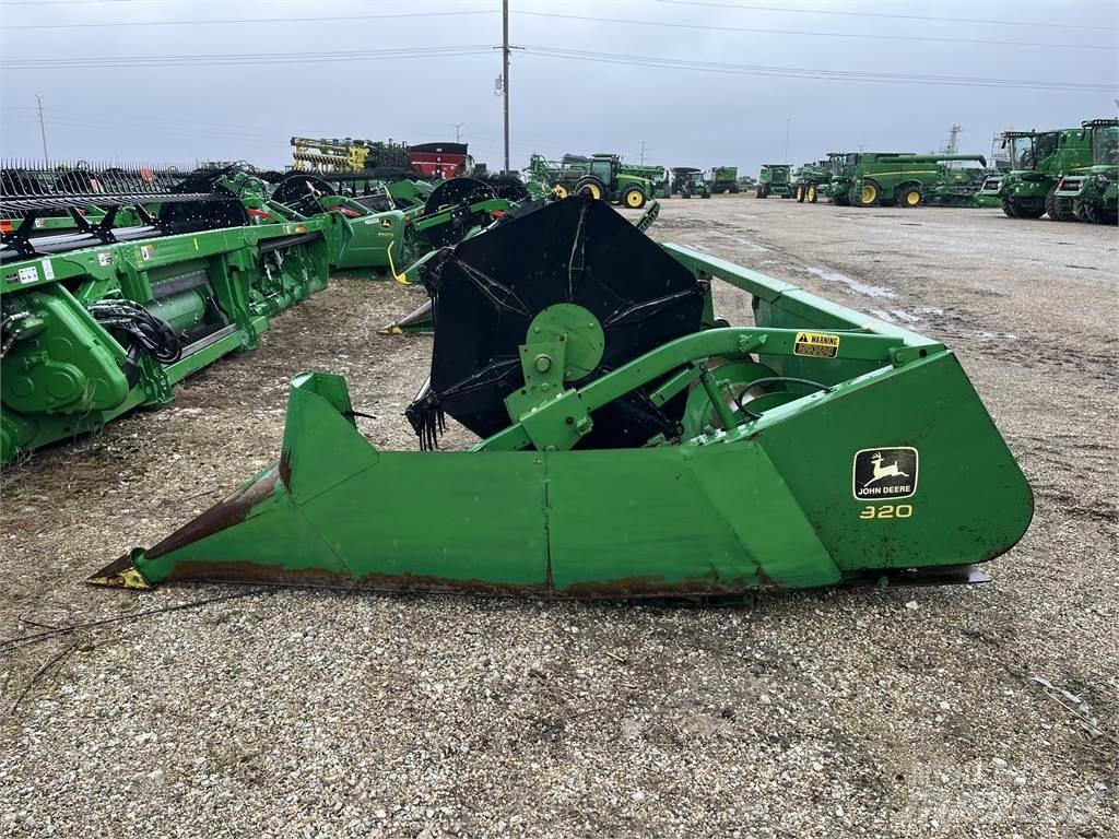 John Deere 920F Ražas novākšanas kombainu papildaprīkojums