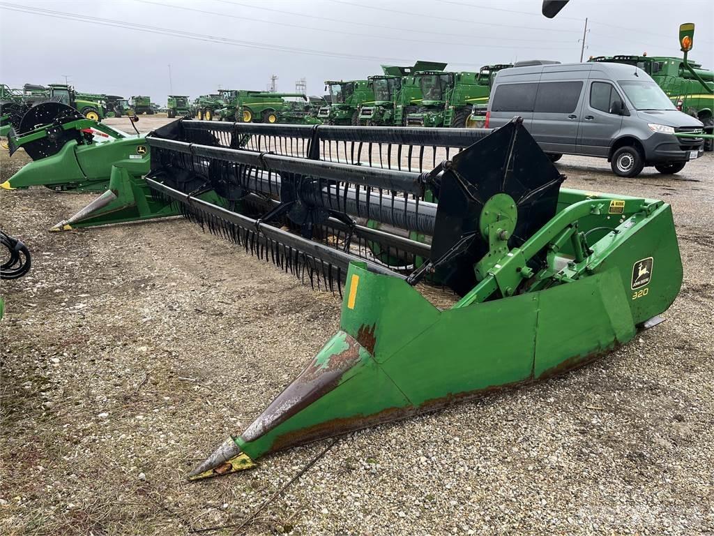 John Deere 920F Ražas novākšanas kombainu papildaprīkojums