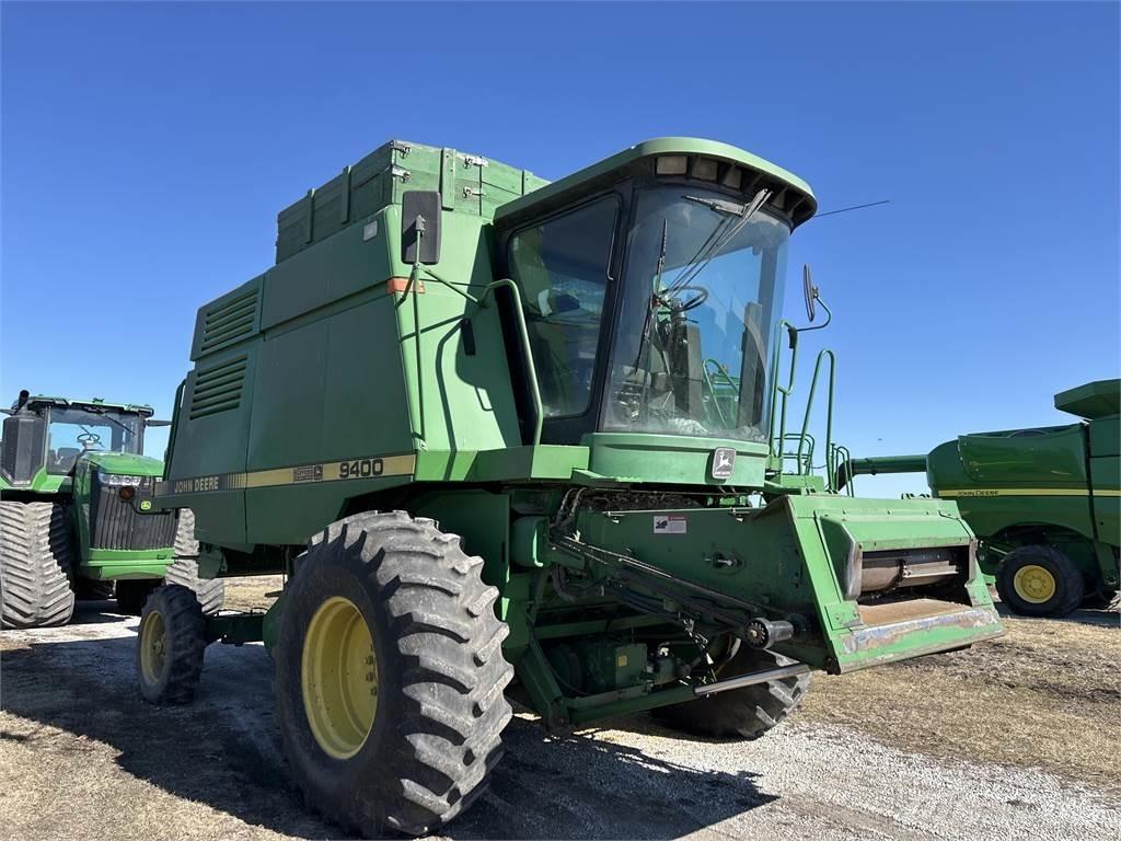 John Deere 9400 Ražas novākšanas kombaini