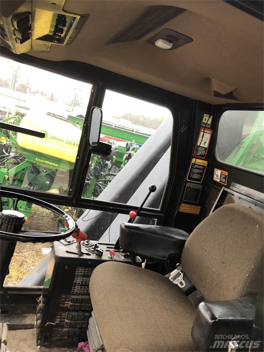 John Deere 9965 Cita ražas novākšanas tehnika