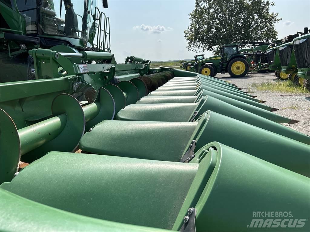 John Deere C12F Ražas novākšanas kombainu papildaprīkojums