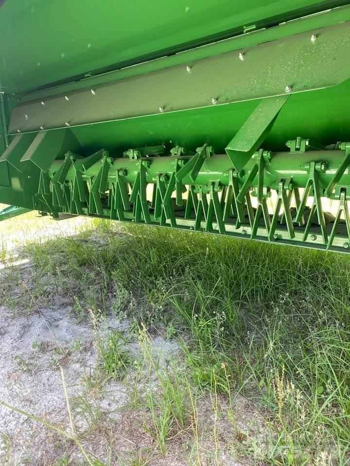 John Deere C350 Pļaujmašīnas ar kondicionieri