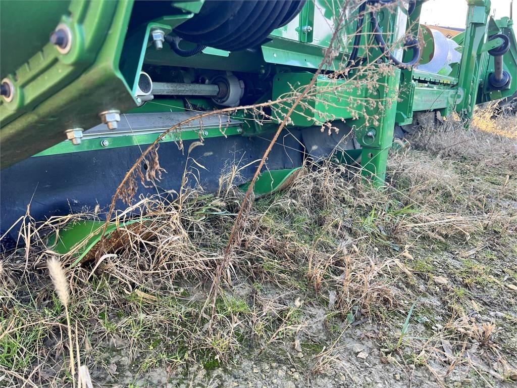 John Deere C8R Ražas novākšanas kombainu papildaprīkojums