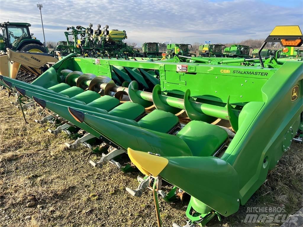 John Deere C8R Ražas novākšanas kombainu papildaprīkojums