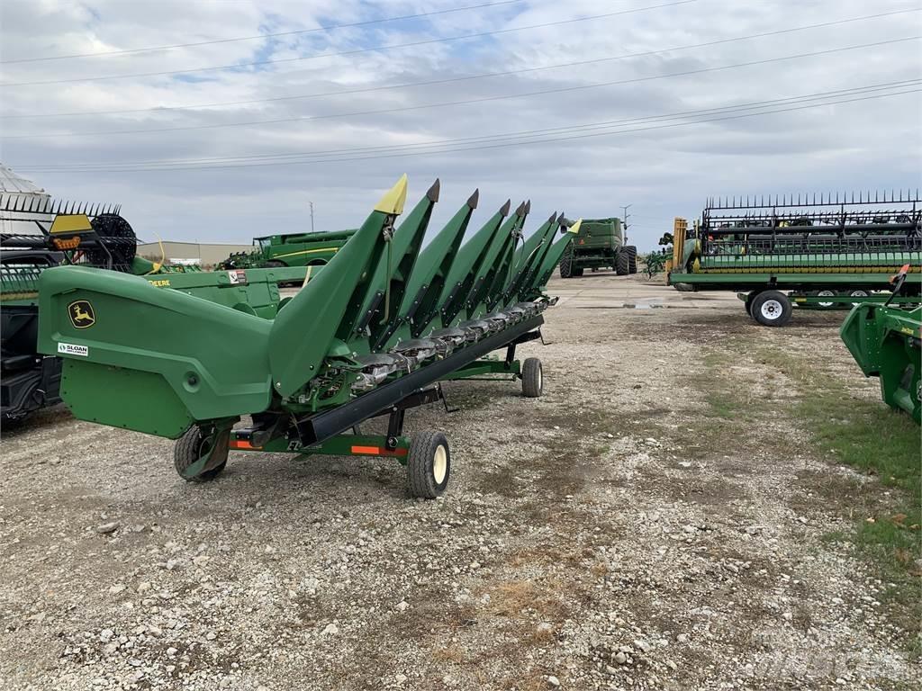 John Deere C8R Ražas novākšanas kombainu papildaprīkojums