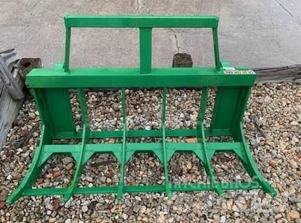 John Deere CR50 Pašgrābji