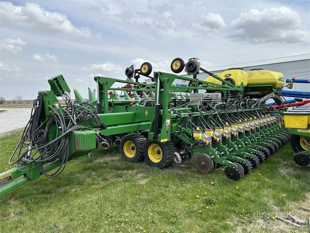 John Deere DB60 Stādāmās mašīnas