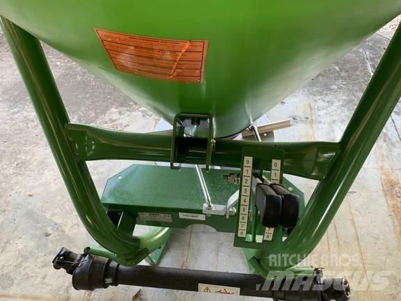 John Deere F/500 Piekabināmie smidzinātāji(miglotāji)