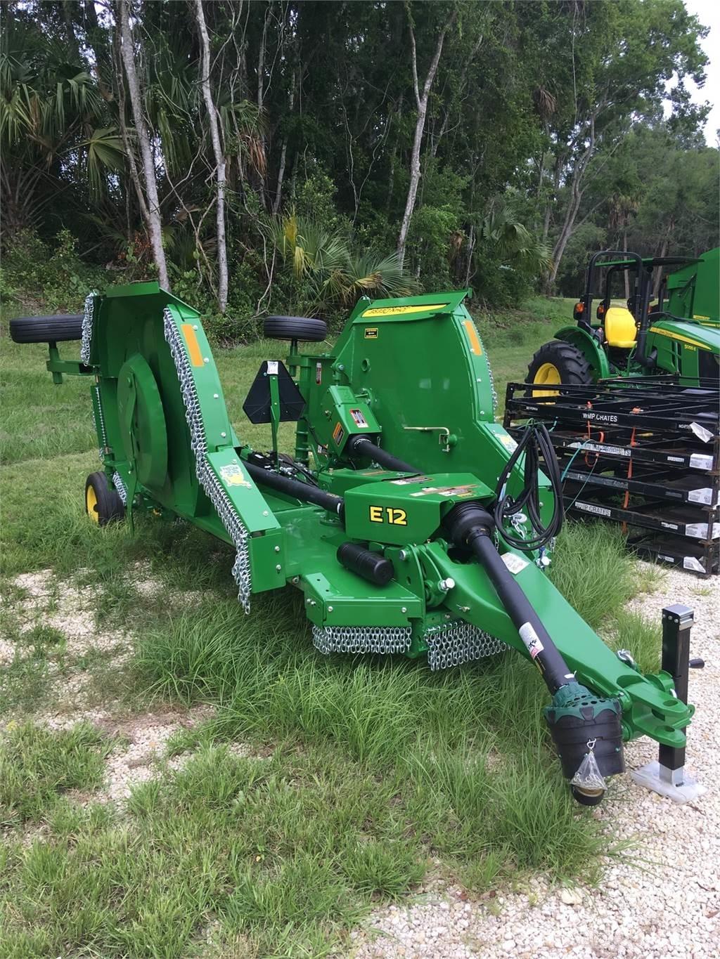 John Deere FC12E Ķīpu smalcinātāji, griezēji un attinēji