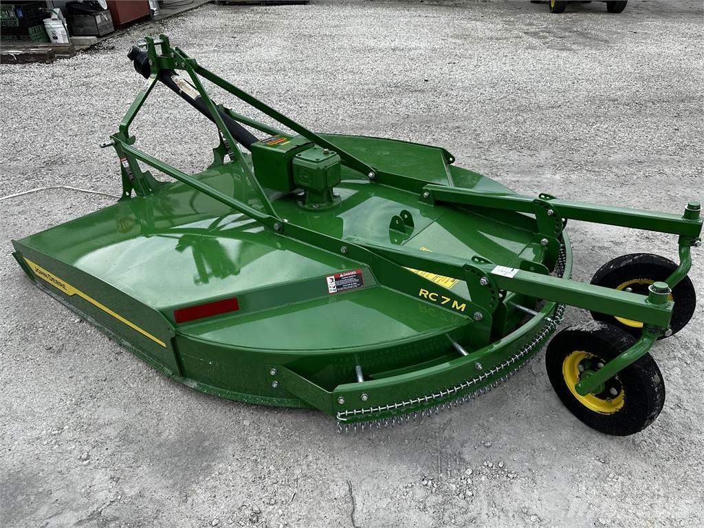 John Deere RC7M Ķīpu smalcinātāji, griezēji un attinēji