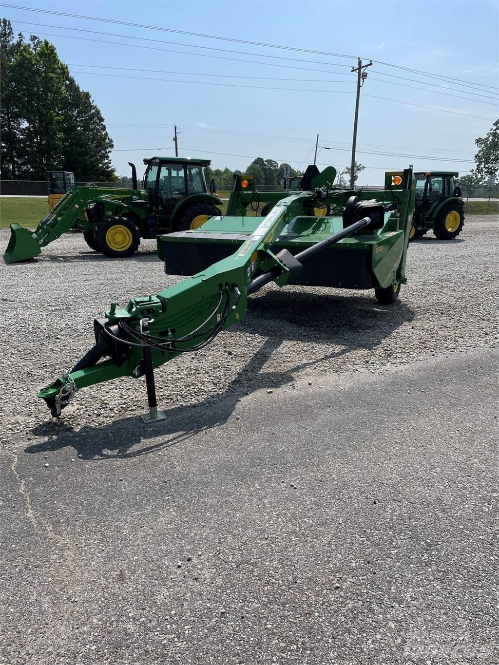 John Deere S300 Pļaujmašīnas ar kondicionieri