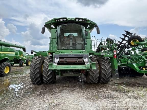 John Deere S770 Ražas novākšanas kombaini