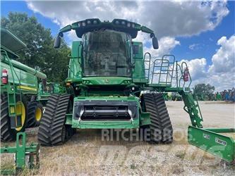 John Deere S780 Ražas novākšanas kombaini