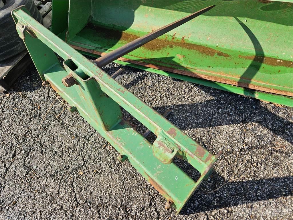 John Deere SE Cits lopbarības novācēju, kombainu aprīkojums