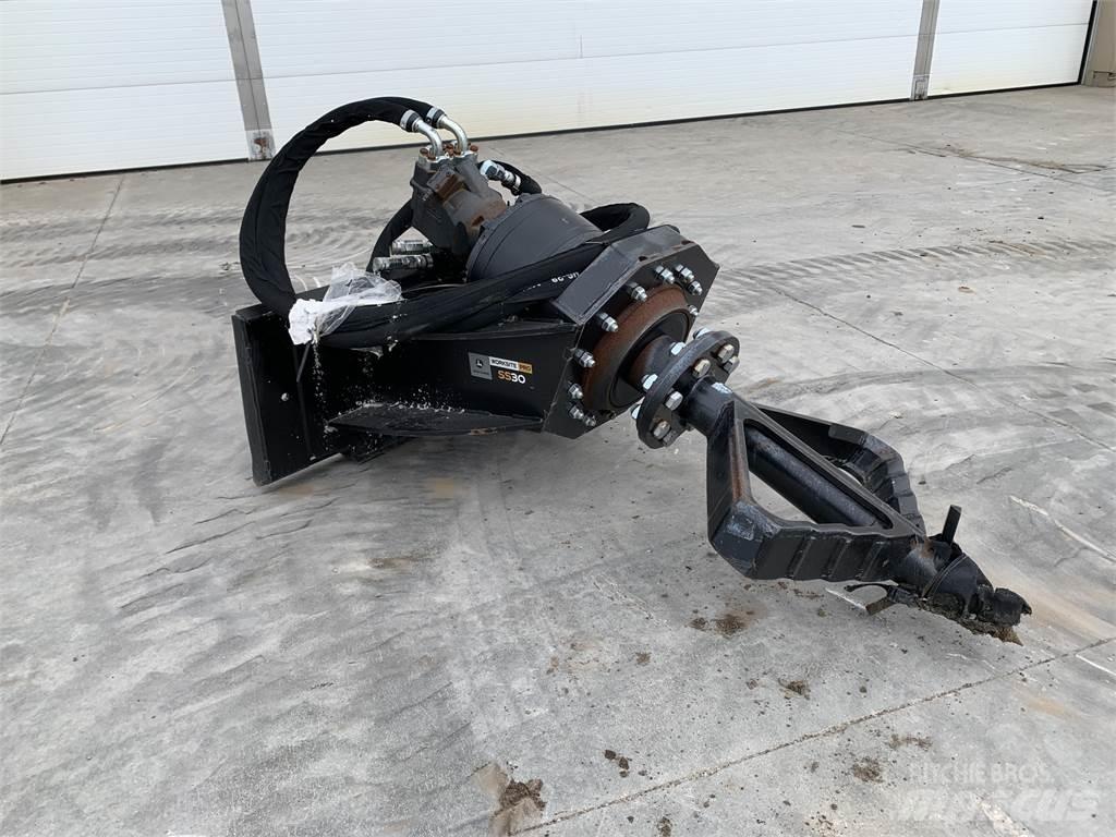 John Deere SS30 Koku stumbru frēze