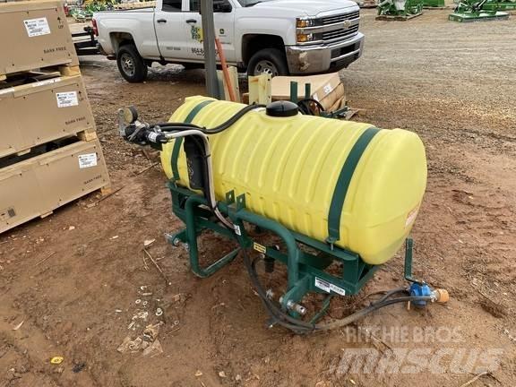 John Deere VN Piekabināmie smidzinātāji(miglotāji)