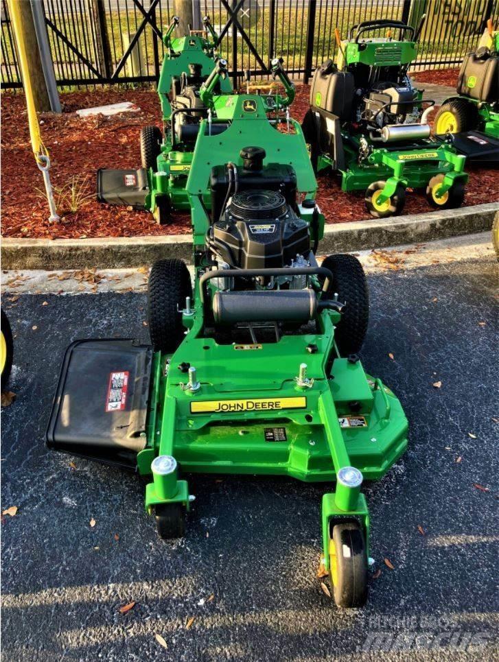 John Deere W36M Stumjamās pļaujmašīnas
