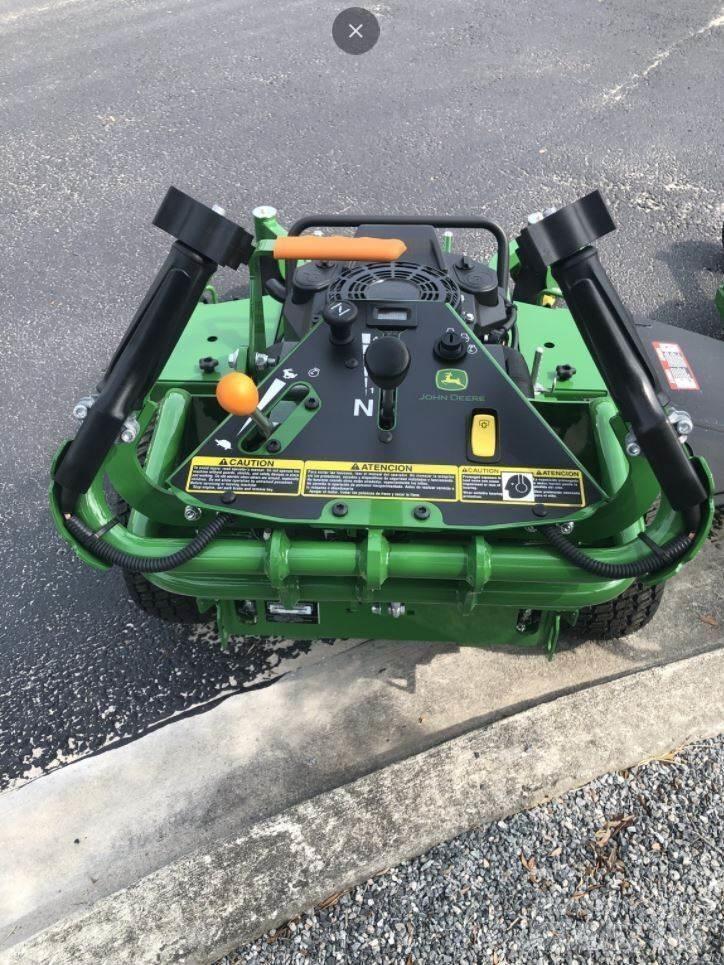 John Deere W36M Stumjamās pļaujmašīnas