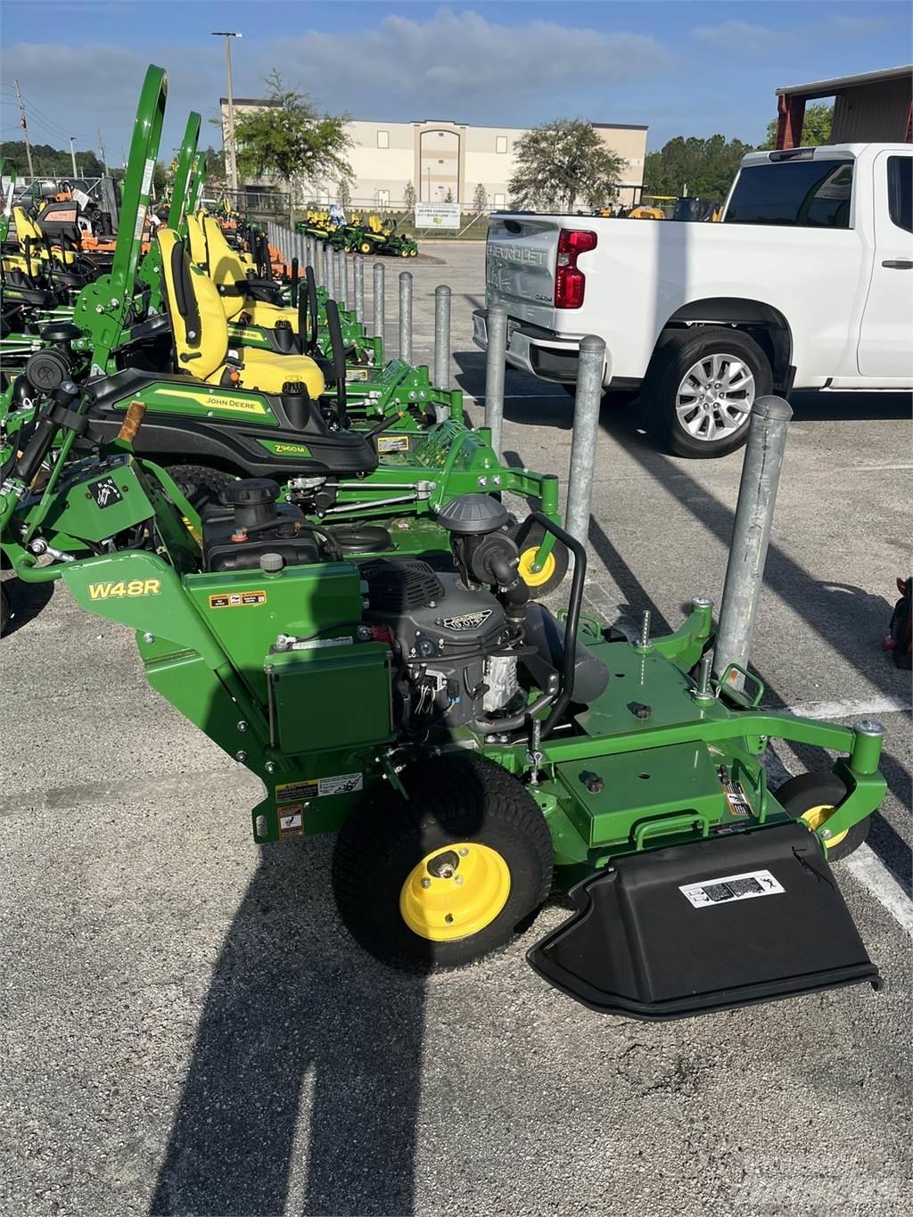 John Deere W48R Stumjamās pļaujmašīnas